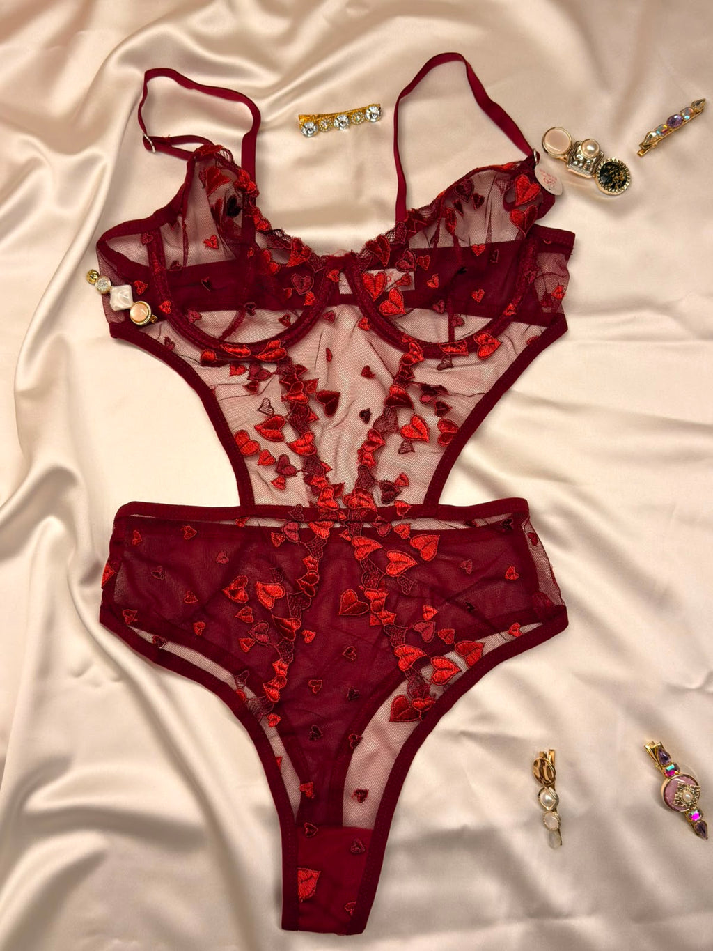 Efsun Kalp İşlemeli Bodysuit Bordo